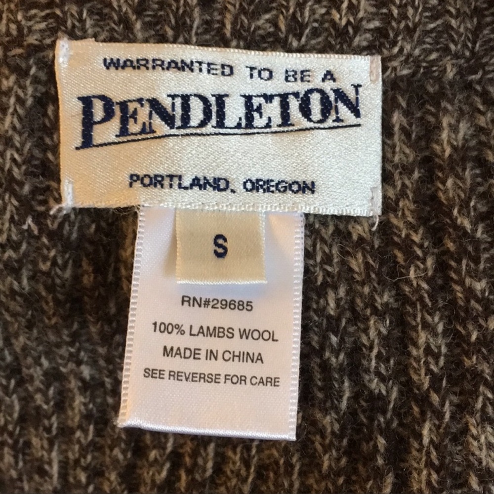 Pendleton Lambswool Vest - Picture 3 of 3
